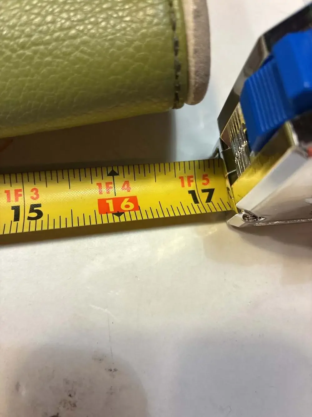 Tod's Two-Tone Green and Beige Leather Tote Shoulder Bag with Turnlock